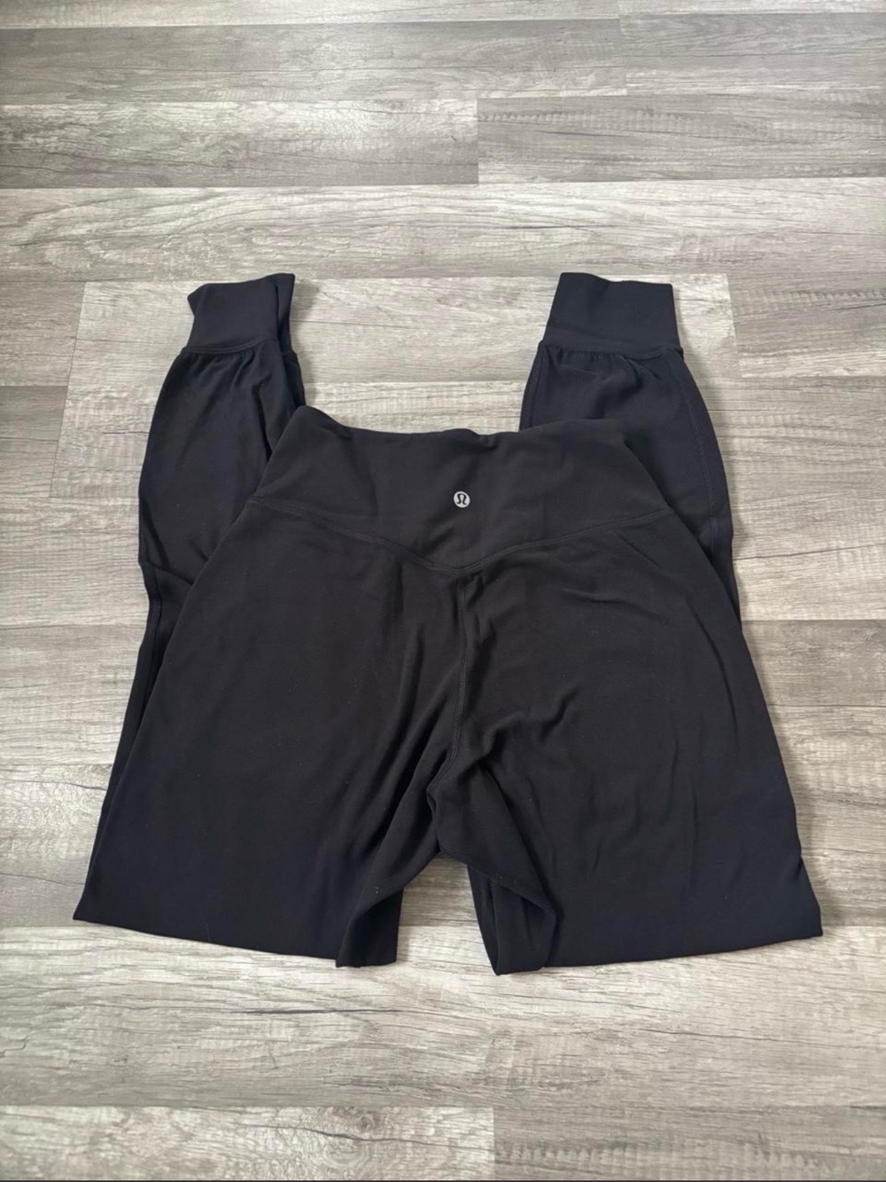 Black lululemon joggers